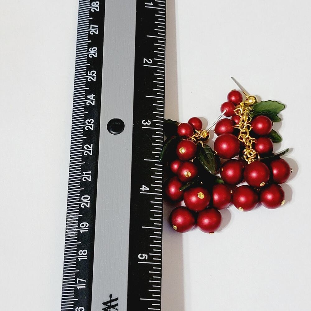 Grapes Dangle Pierced Earrings 1.5" Red Green Lucite Gold-tone Cherry rp-41 - Picture 6 of 9